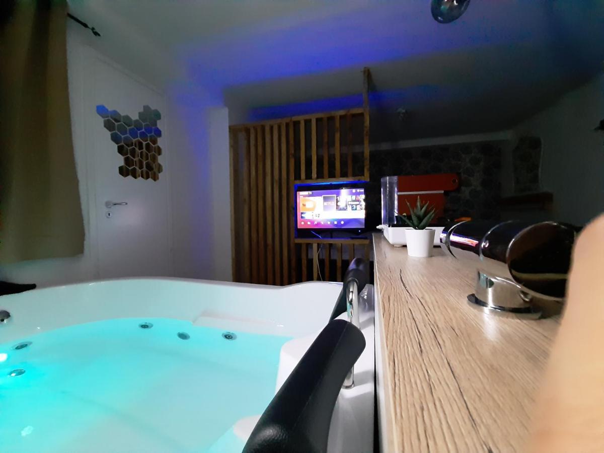 Green Room バーリ エクステリア 写真